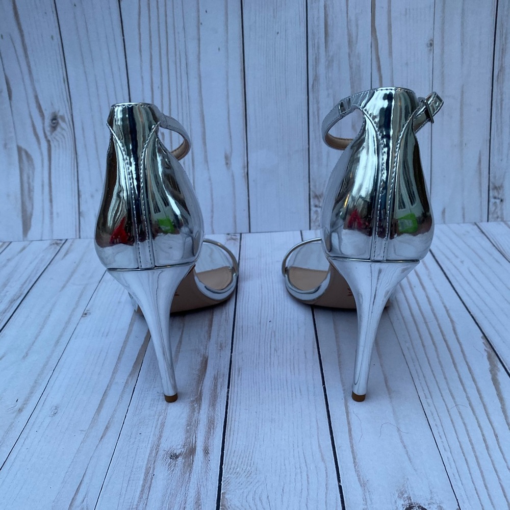 Authentic Bcbgeneration Metallic Leather Pump - image 3